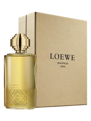 El cielo sobre la Plaza de Oriente Loewe — аромат
