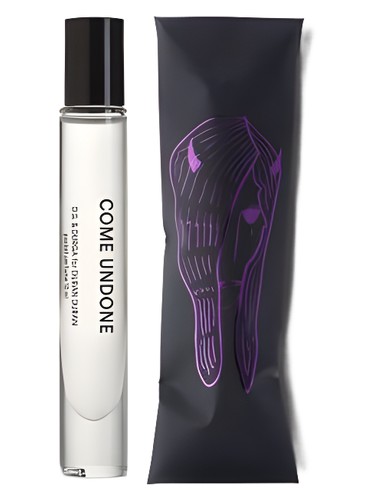 Flore Carolina Herrera
