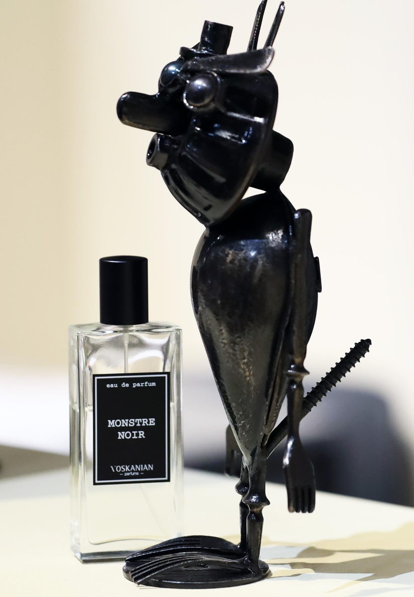 Monstre Noir Voskanian Parfums — аромат