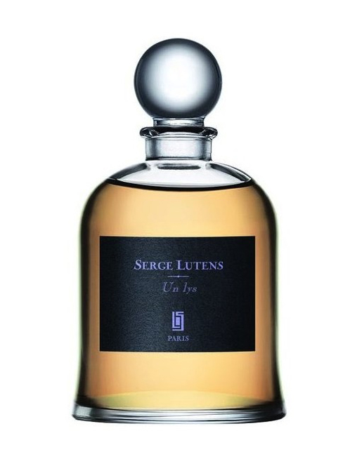 Un Lys Serge Lutens — аромат