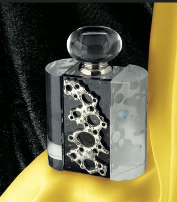 Lujje Junaid Perfumes — аромат