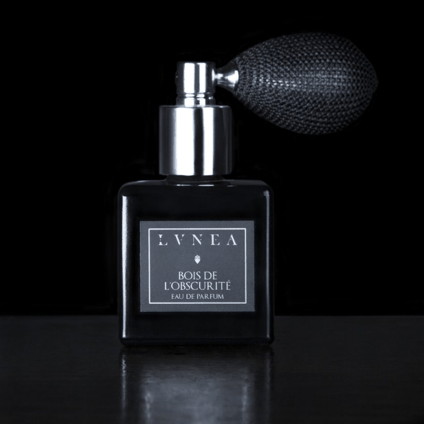 Bois de l'Obscurité Lvnea — аромат