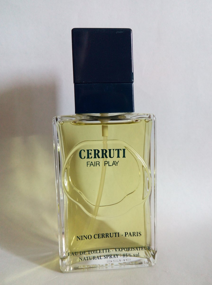 Fair Play (1985) Cerruti