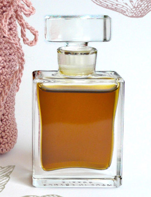 Lyra Roxana Illuminated Perfume — аромат